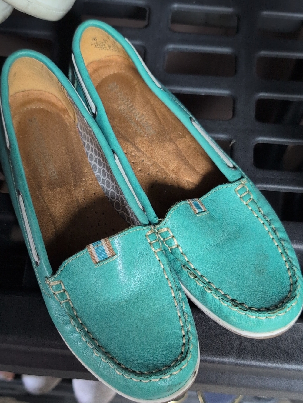 Naturalizer Teal Aqua Leather Slip-On Loafers